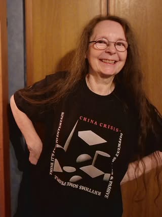 Difficult Shapes Classic Cover Tee